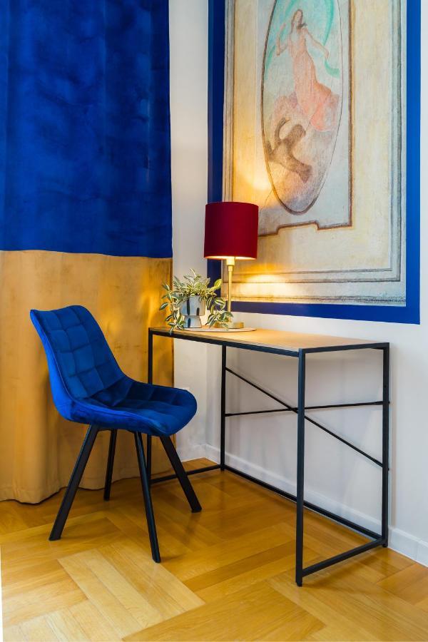 Glamorous Apartment In Heart Of Old Town Krasków Eksteriør bilde
